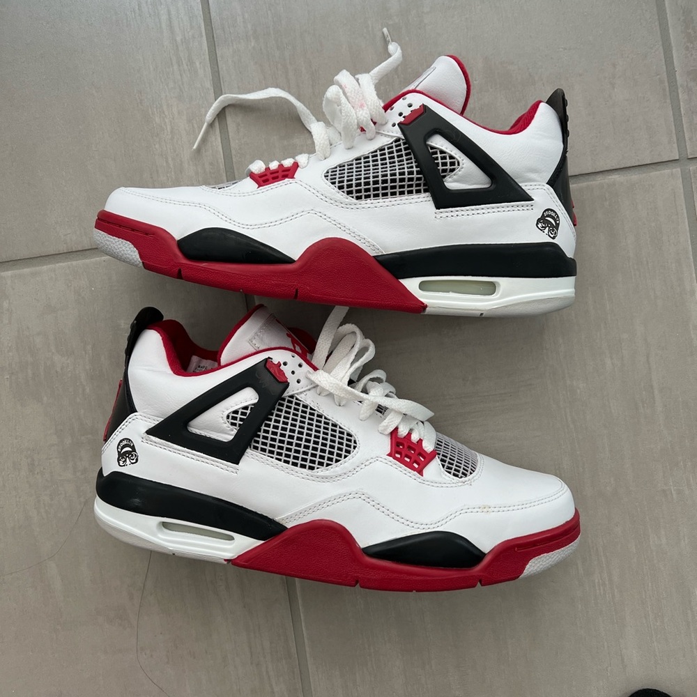 Nike Air Jordan IV mars Blackmon size 9.5